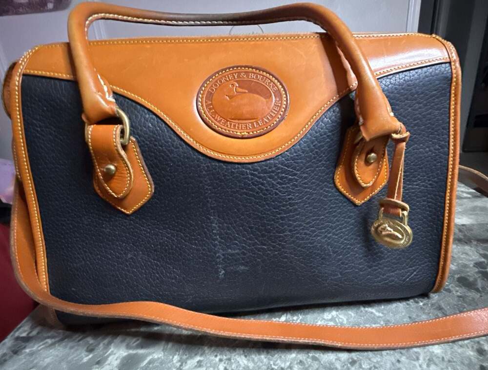 Dooney & Bourke Rare Vintage AWL Leather Shoulder Satchel B721 Navy British Tan